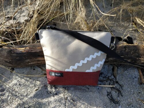 Besace-rayé bordeaux noir-sable-vagues blanches