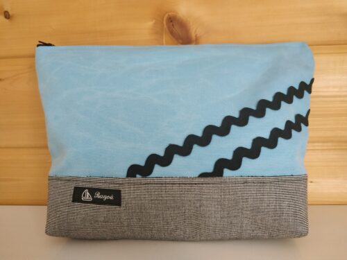 Trousse de toilette noir rayé blanc-bleu-vagues noires