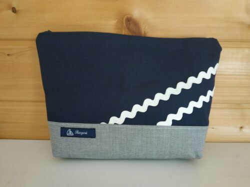trousse de toilette -rayé gris et blanc -marines-vagues blanches